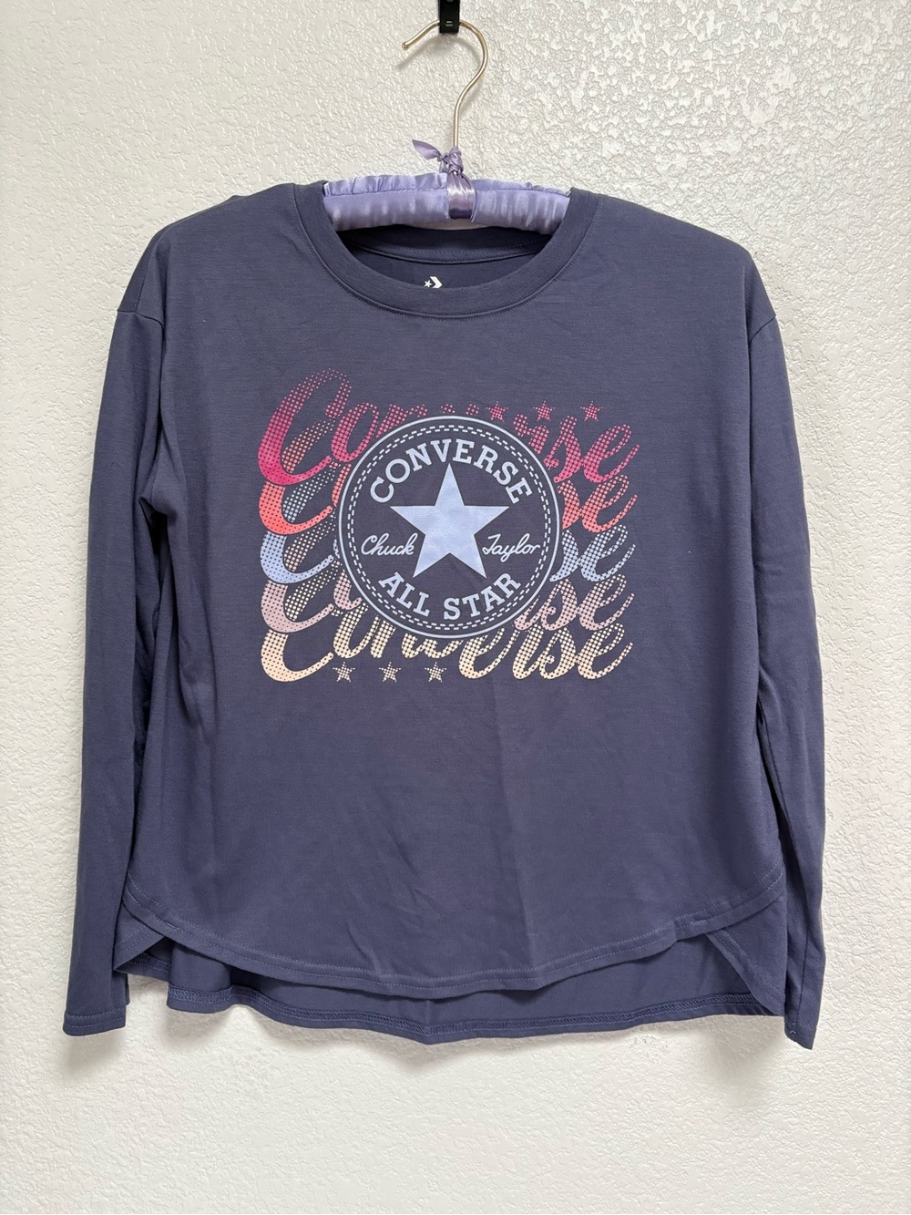 Converse Women's Long Sleeve Graphic Tee in Charcoal